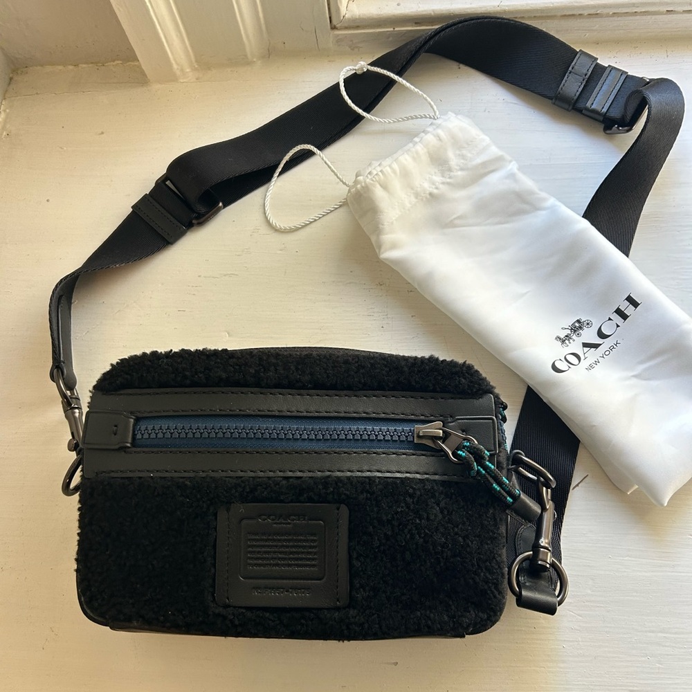 Coach sherling camera bag